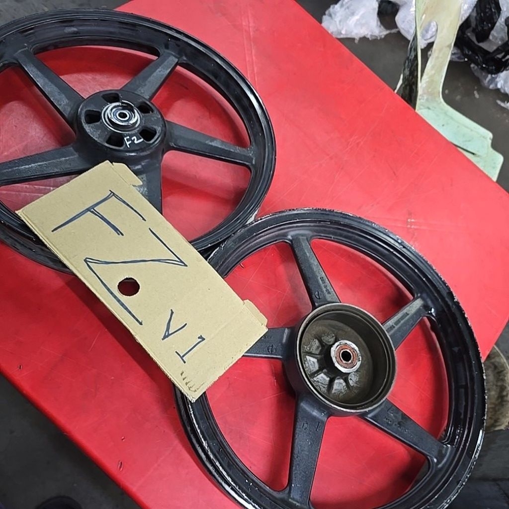 Sport Rim YAMAHA FZ150 V1 100% ORIGINAL SECONDHAND ( 1SET ) | Shopee ...