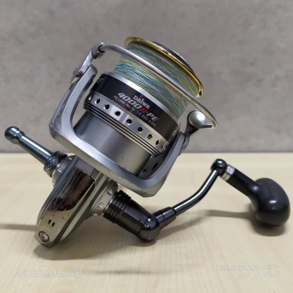 DAIWA SEAGATE LIGHT 4000H-PE Fishing Reel Spinning Mesin Pancing