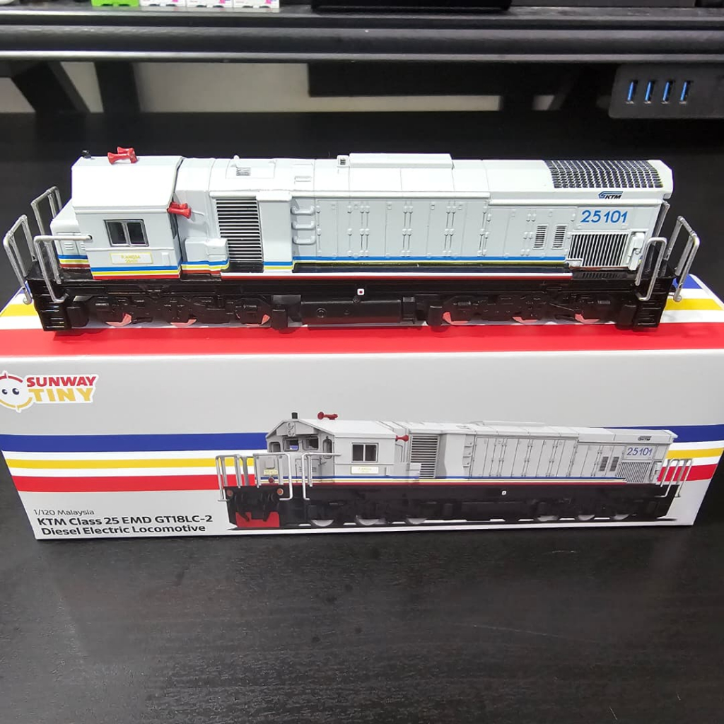 (Sunway Tiny) Keretapi Tanah Melayu KTM Class 25 Locomotive Train ...