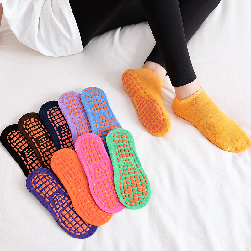 Men's Anti-Slip Socks (2 Pack) - Non-Slip Grip Socks For Gym & Training