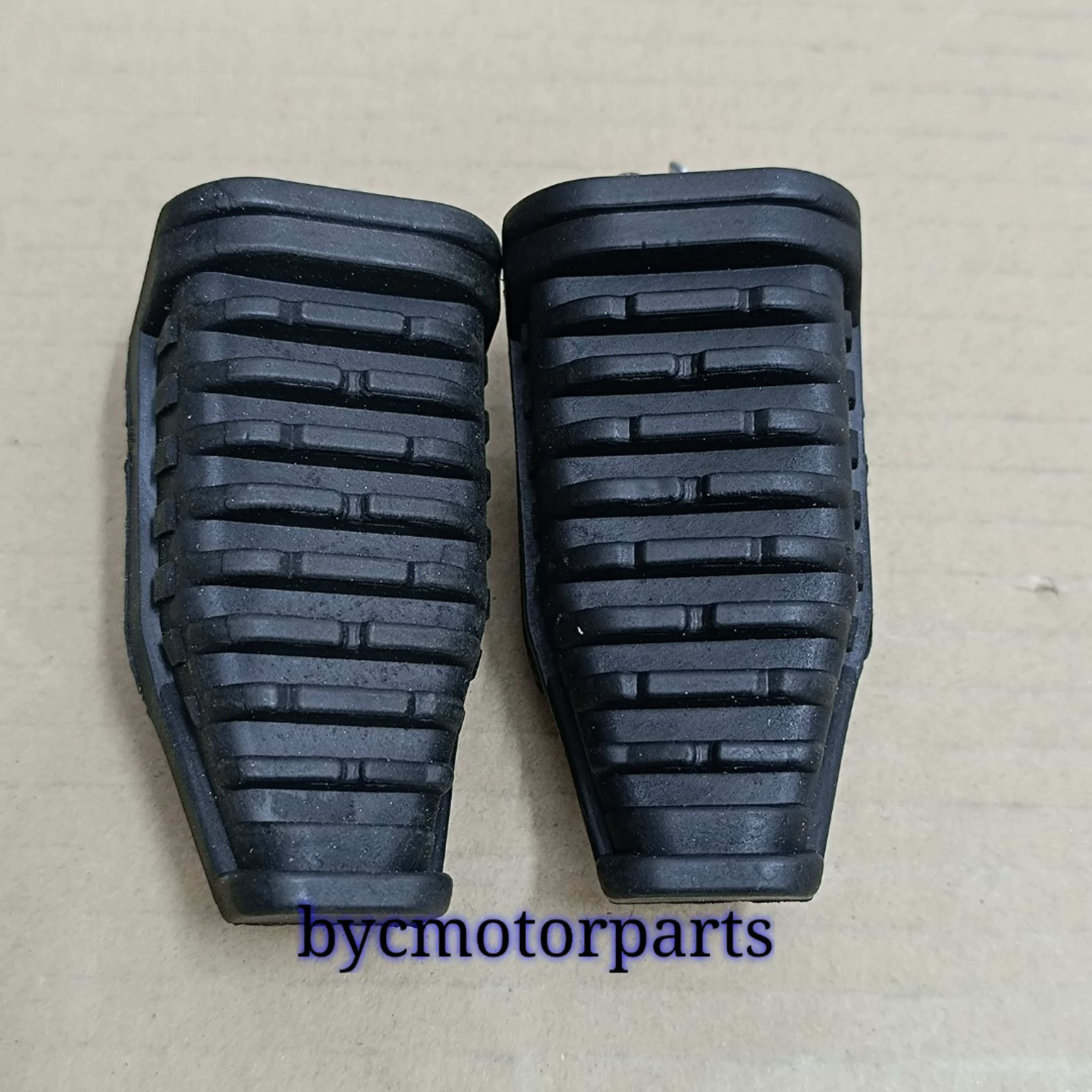 YAMAHA SS2 Y1102 FRONT FOOTREST COMPLETE SET STEP BAR BRAKE PEDAL UP ...