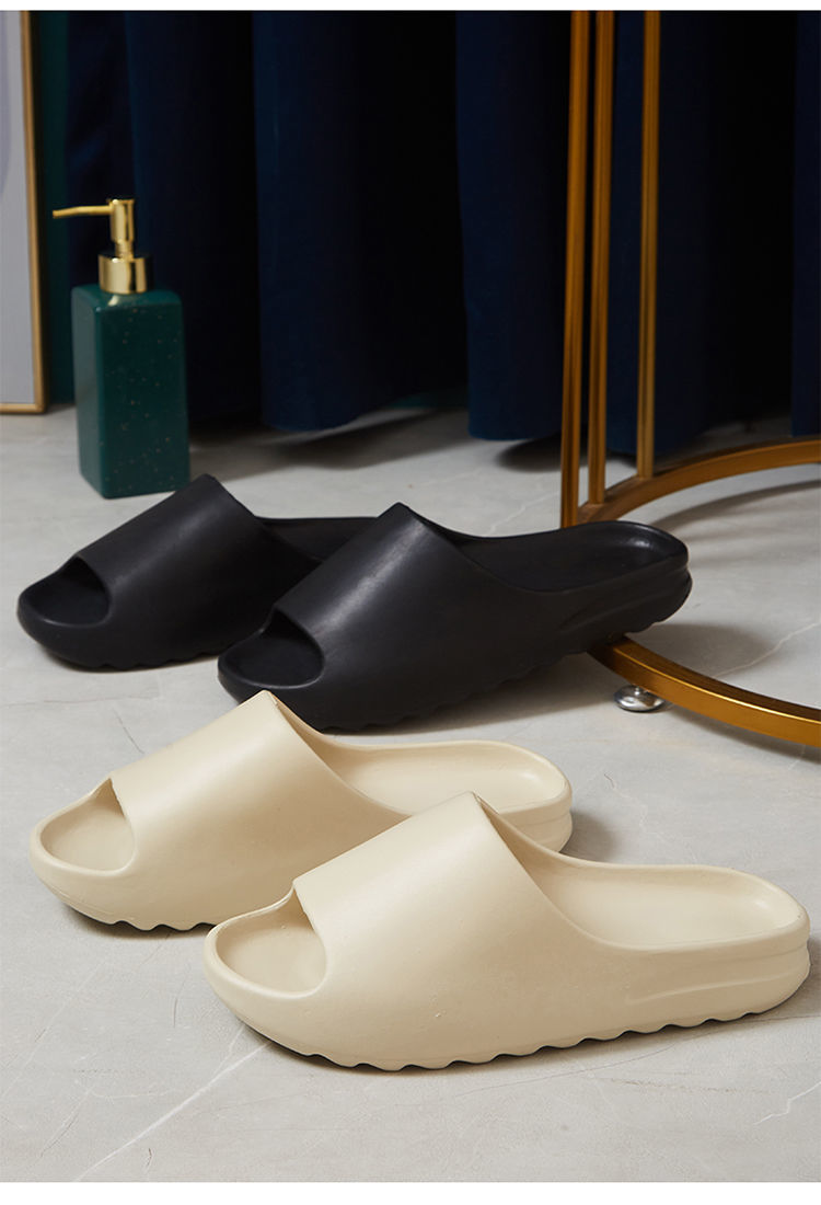 yeezy slipper
