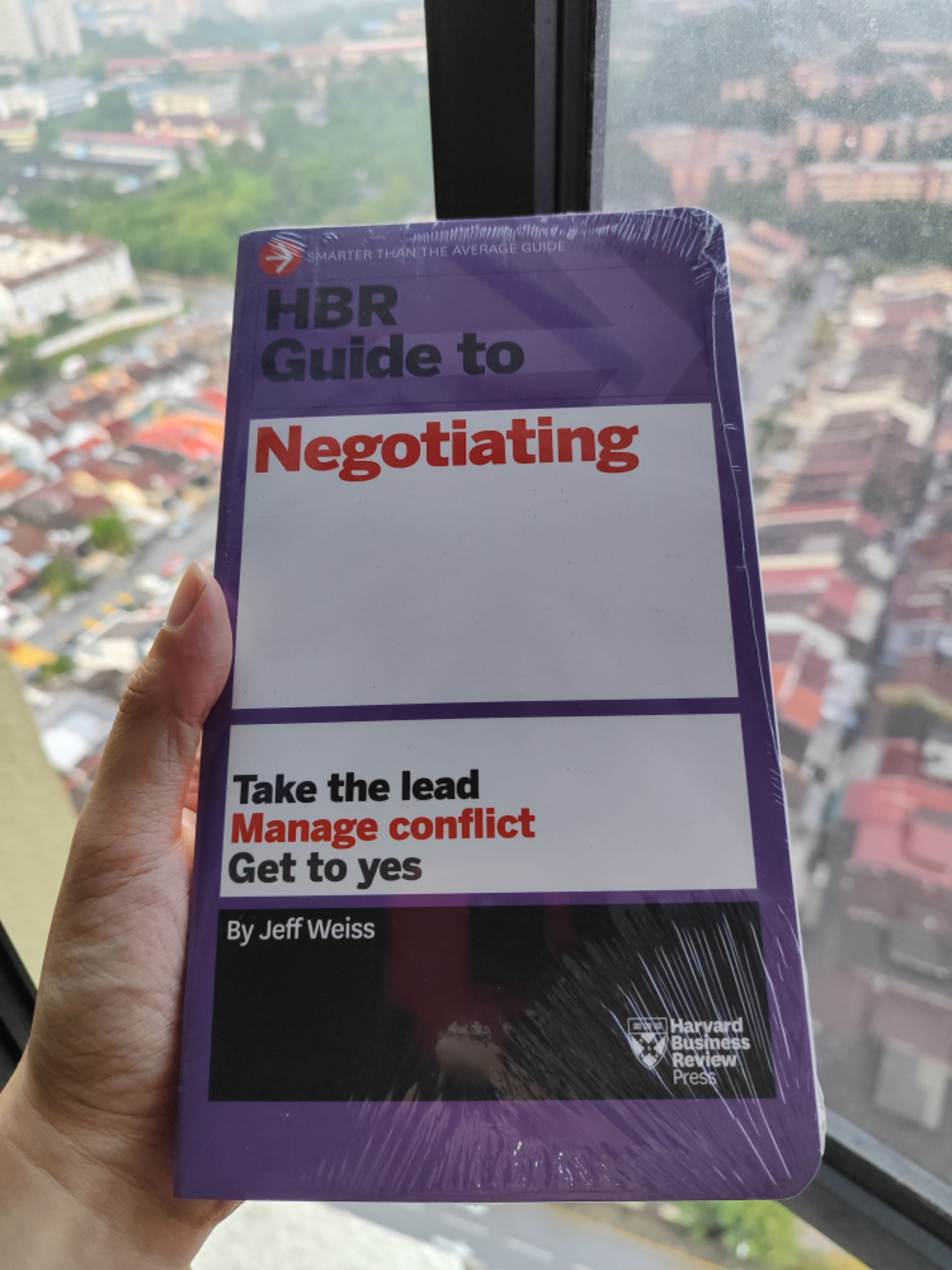 [Original] HBR Guide to Negotiating (HBR Guide Series) | Shopee Malaysia