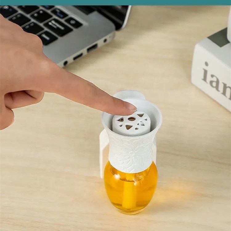 Plug in Air Freshener Electric Pewangi Rumah, Bilik Vanilla Lemon