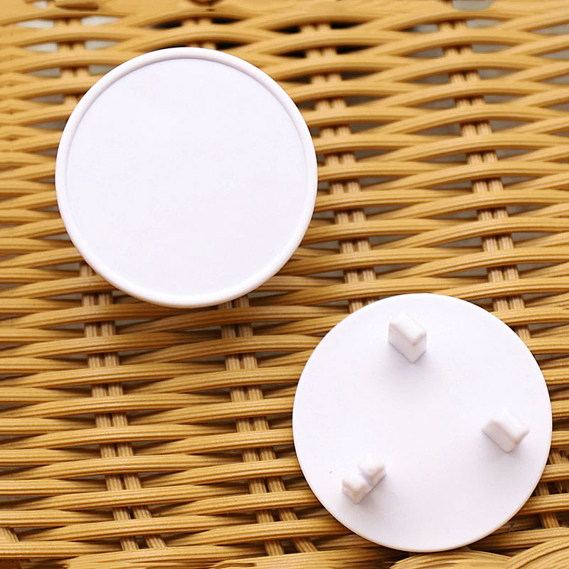 𝐊𝐔𝐑𝐀𝐍𝐆 𝐑𝐈𝐒𝐈𝐊𝐎 Guard UK Protector Power Socket Electrical Covers Caps ...