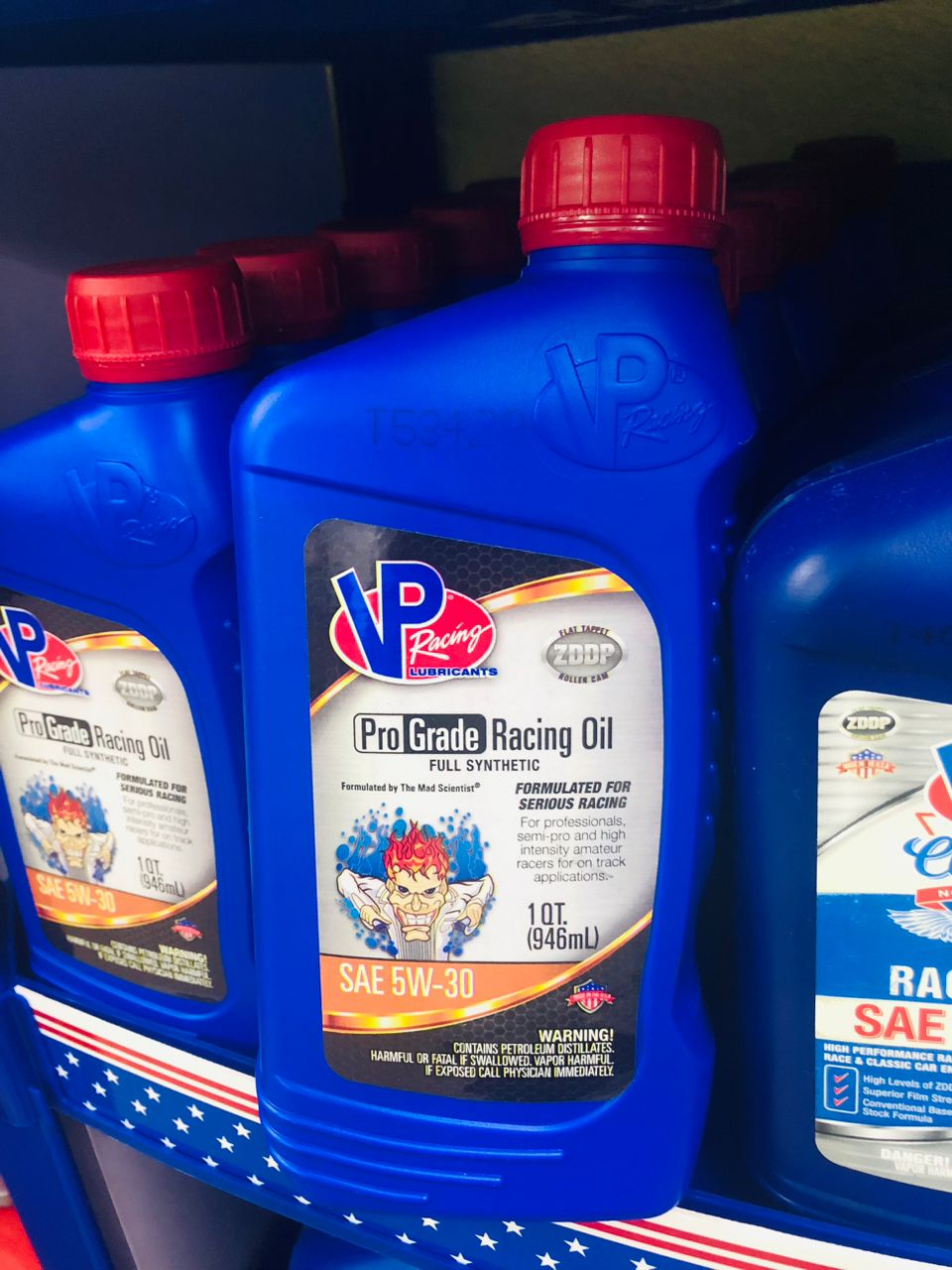 VP RACING PRO GRADE RACING OIL 5W-30 (Contains ZDDP)(946ml) | Shopee ...