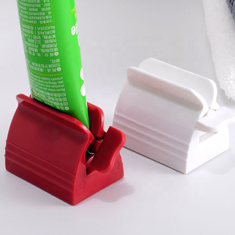 rolling-toothpaste-squeezer-portable-multipurpose-manual