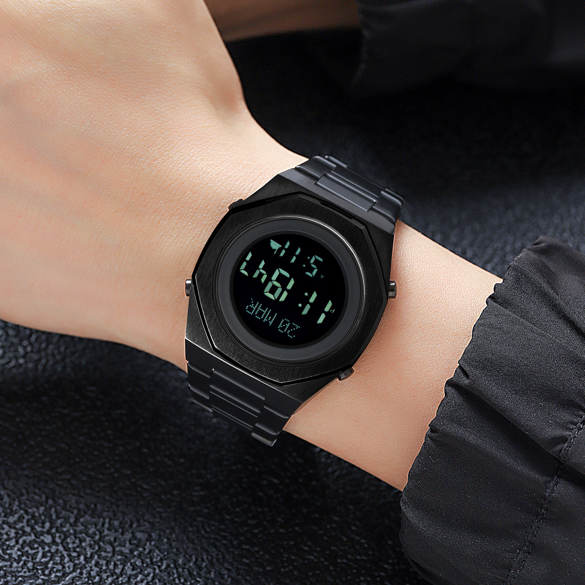 SKMEI 2069 Men's Digital Waterproof Islamic Qibla Direction Compass ...