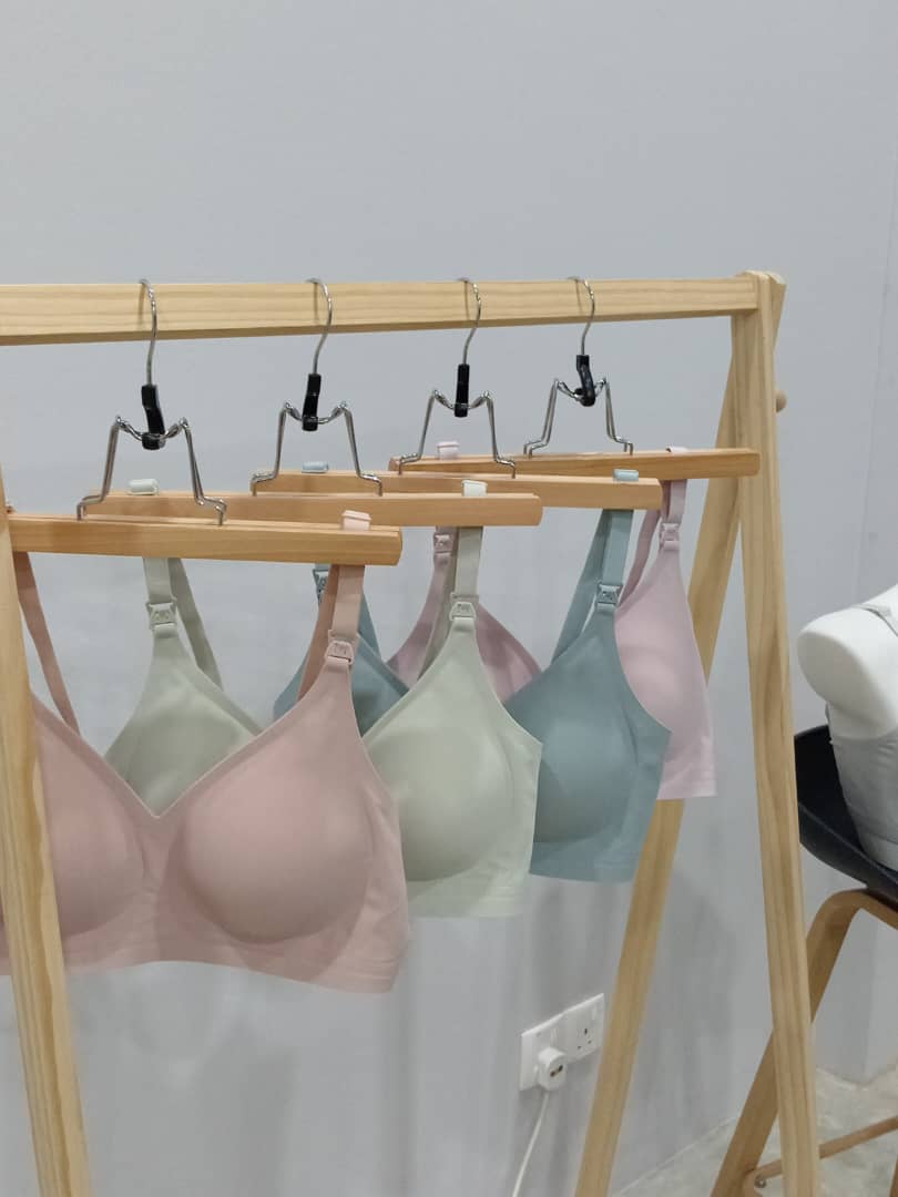 5.5 Sales Shapee iNVI Nursing Air Bra Seemless Bra Nursing Bra (Can ...