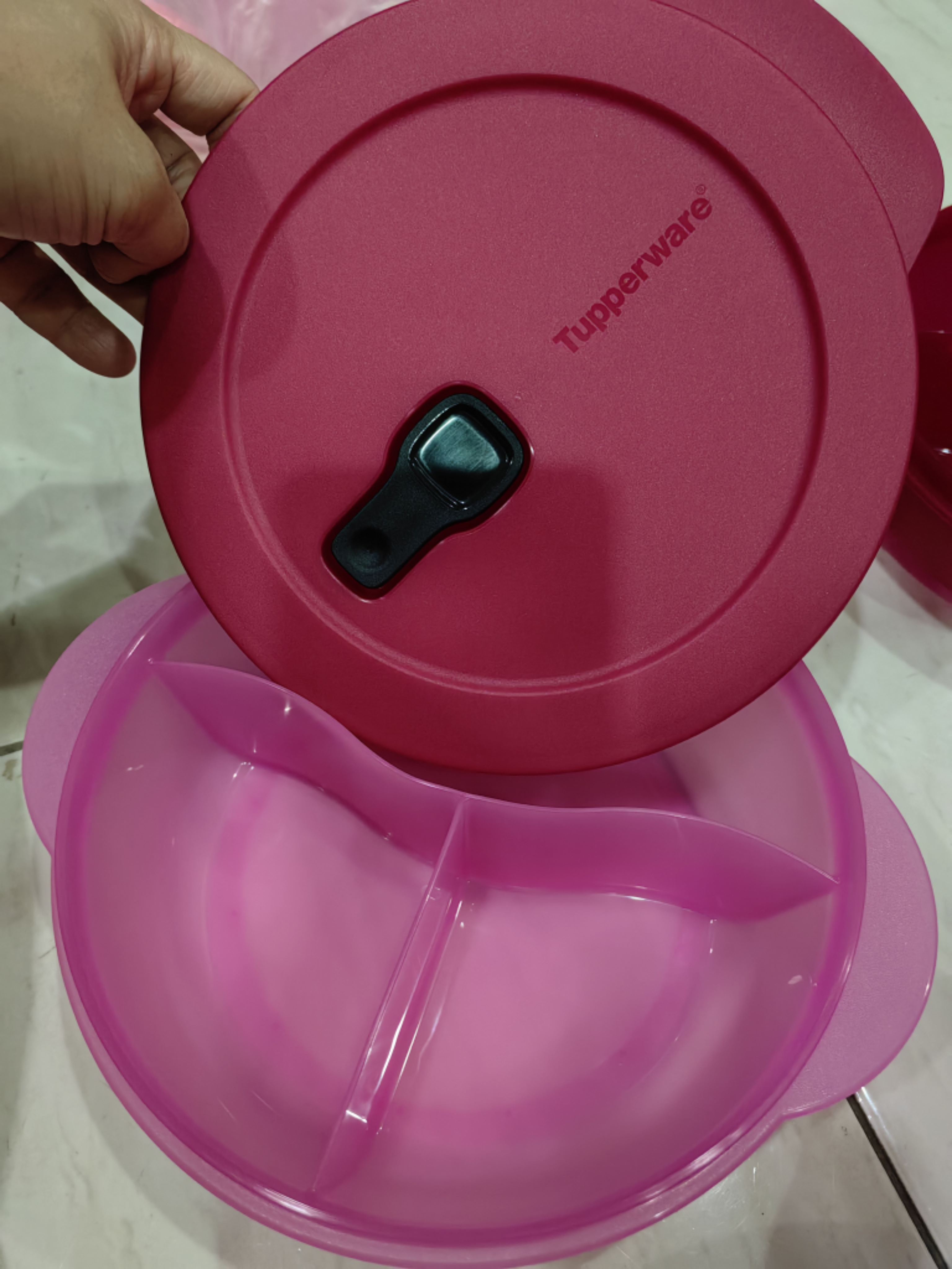 10 warna: Tupperware Crystalwave Round Lunch Box 800ml / 825ml / 1.5L ...
