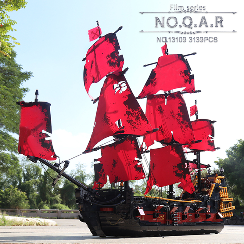 Mould King 13109 Pirates of the Caribbean Queen Anne's Revenge Pirate ...