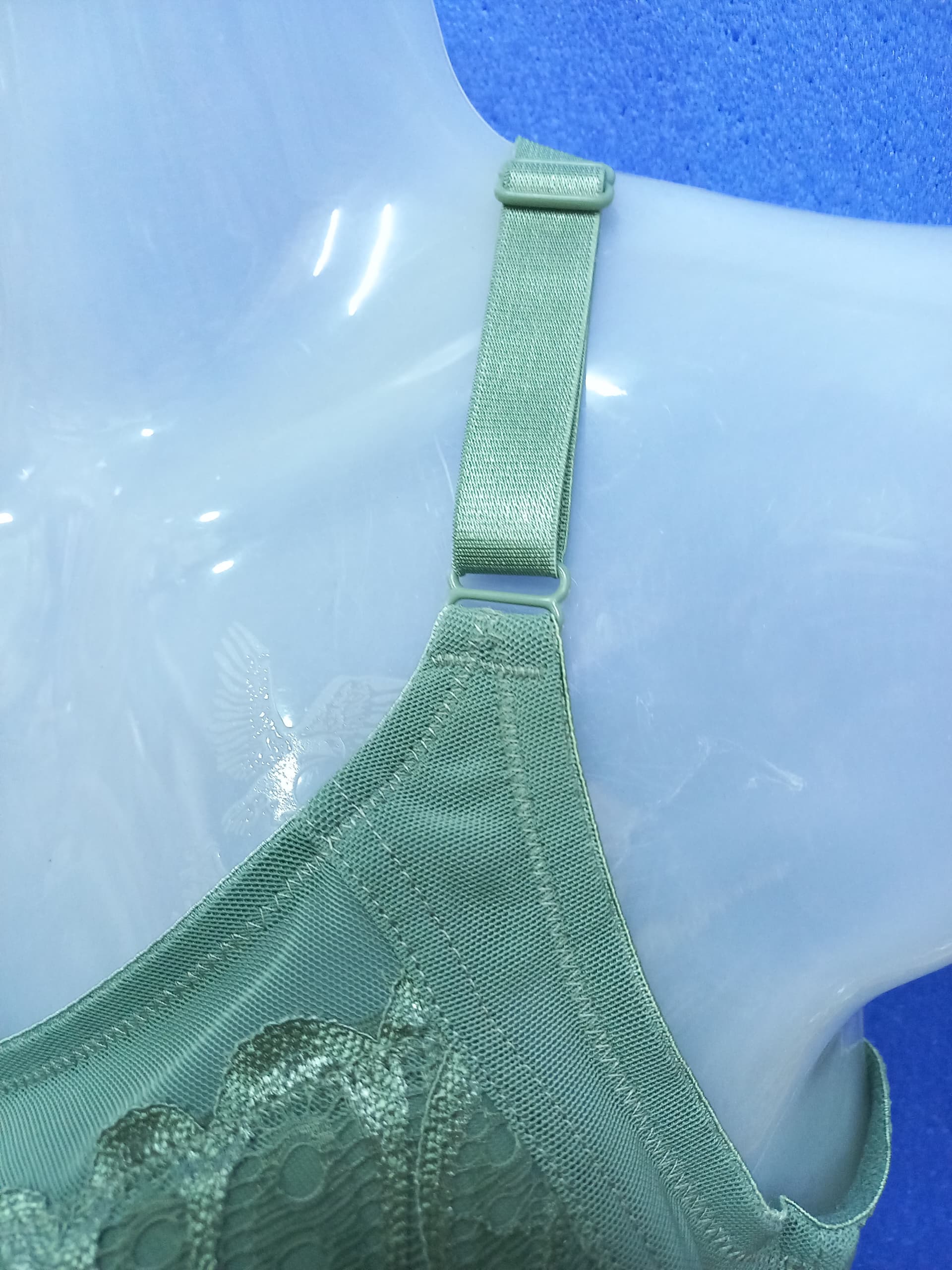 AVON Juita Bridgette Non-Wire M-Frame Bra - Lily Pad | Shopee Malaysia
