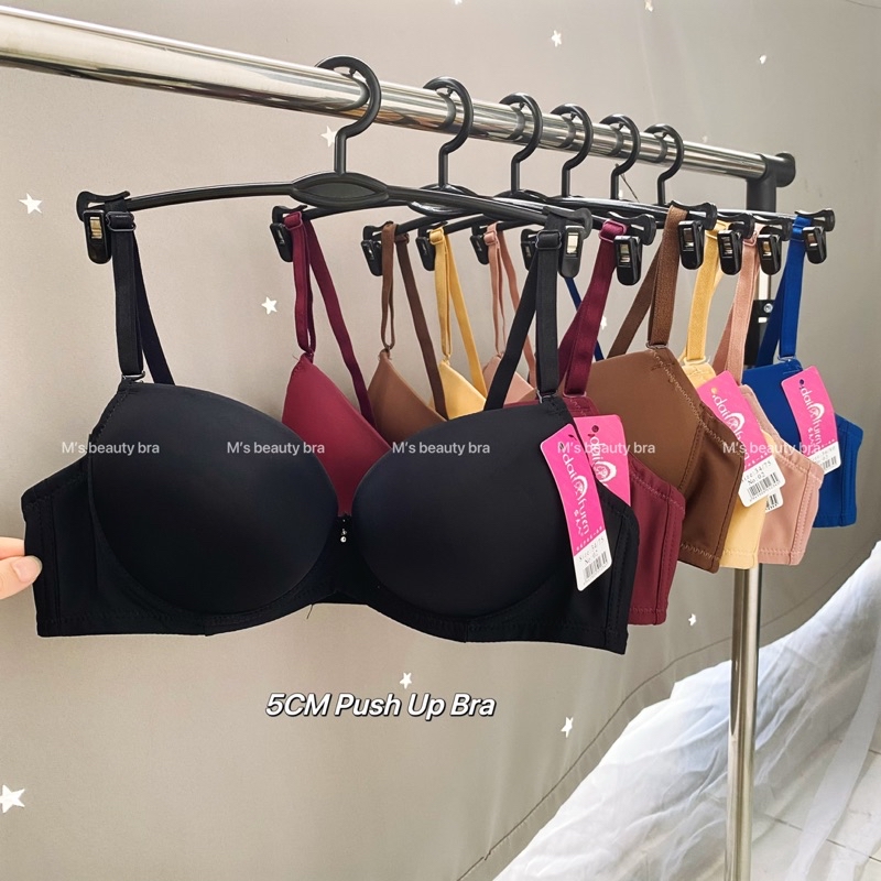 🇲🇾 Ready Stock Push Up Bra（No Wired）（3 Hooks）（Span Tebal