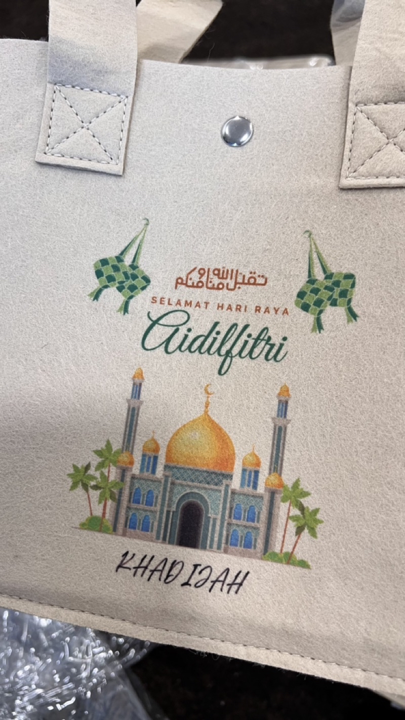 CUSTOM NAMA | LOGO Raya Aidilfitri Boleh Letak Cetak Nama Mini Felt Beg ...