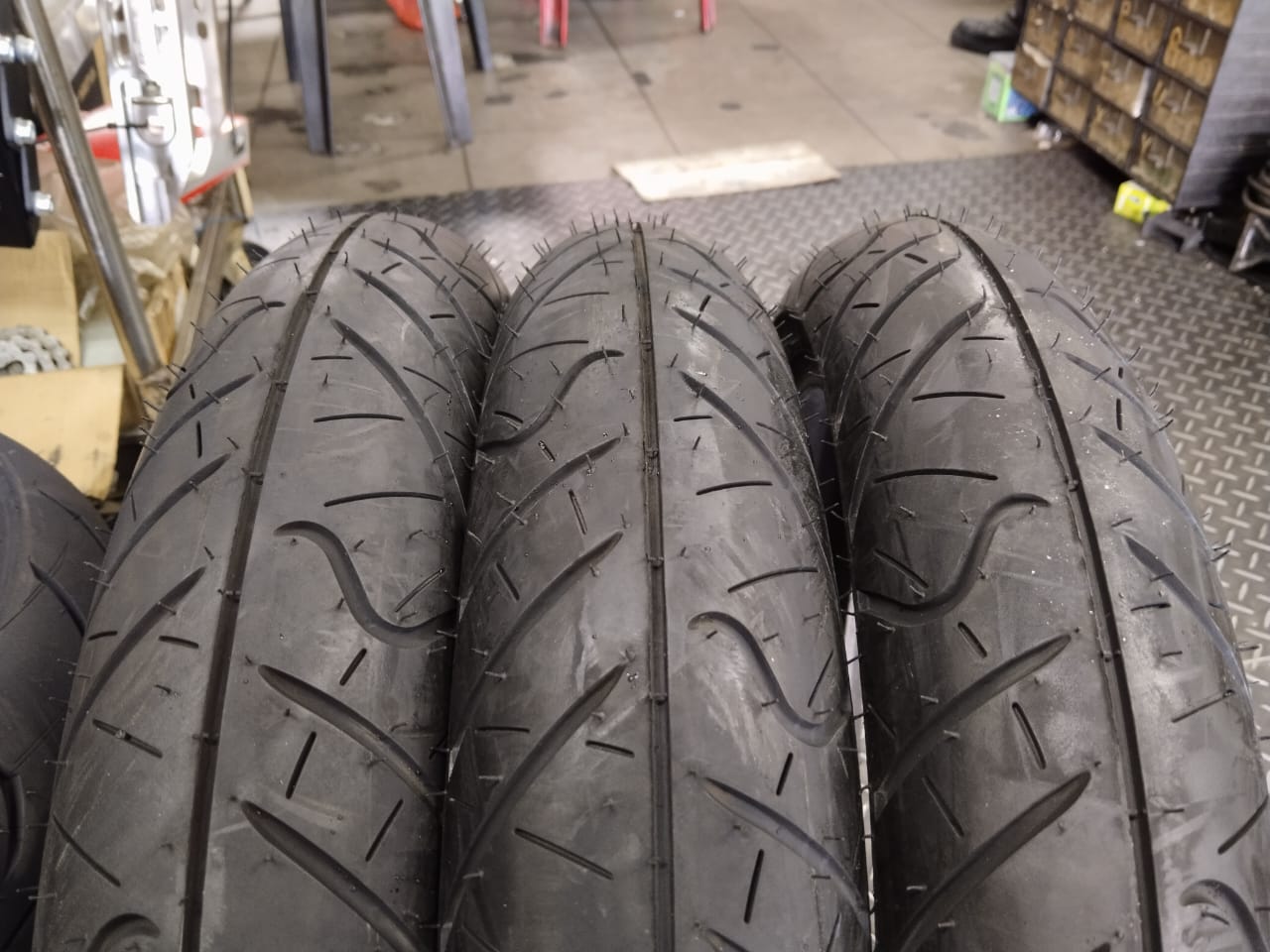 IRC TIRE 110/70-17 RX01-F TUBELESS TYRE 2ND HAND Y16 Y15 NINJA250 MT25 ...