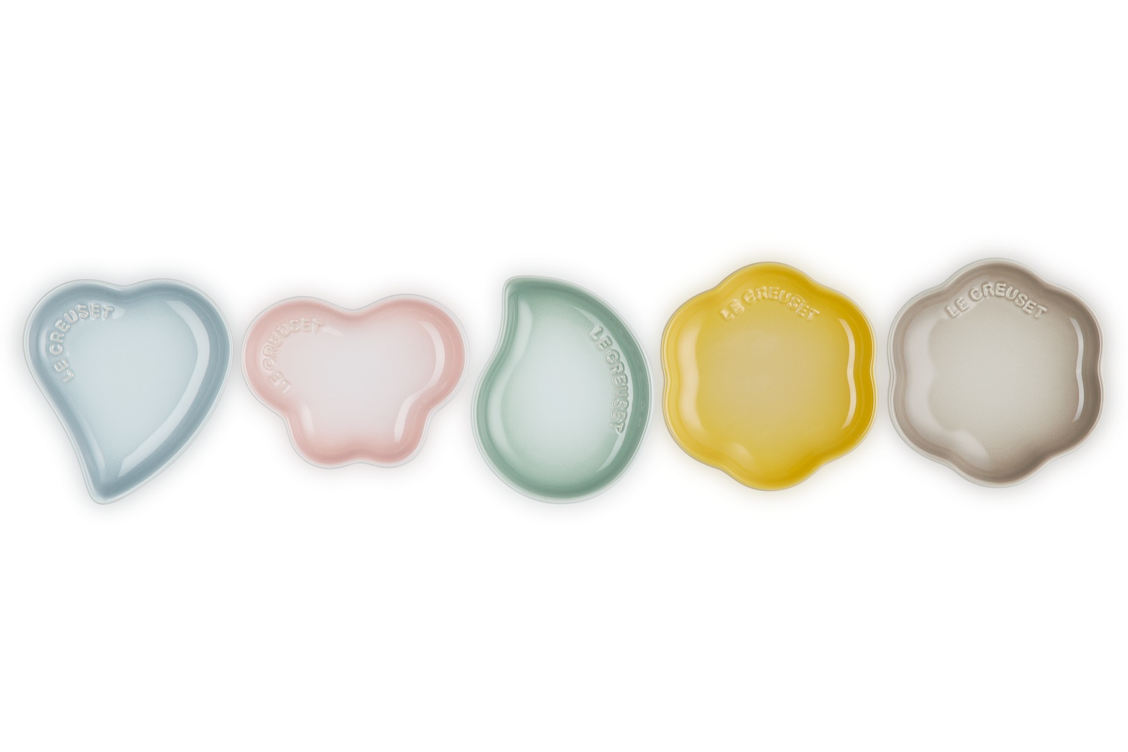 Le Creuset Stoneware Mini Sphere Petal Plates - Silver Blue/Shell Pink ...