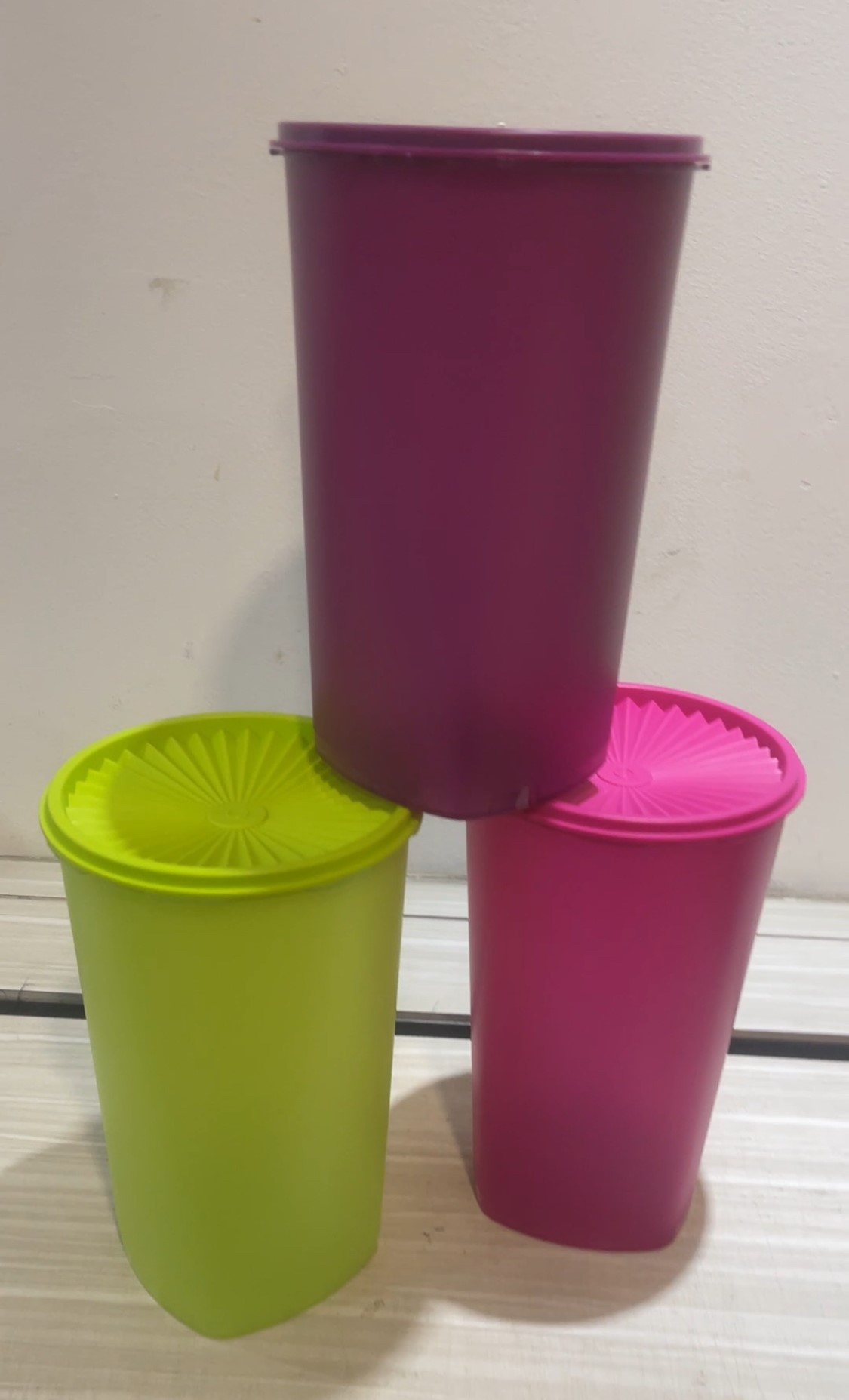 Tupperware Deco Canister 3.7L/Food Storage Container/ Tong Keropok ...