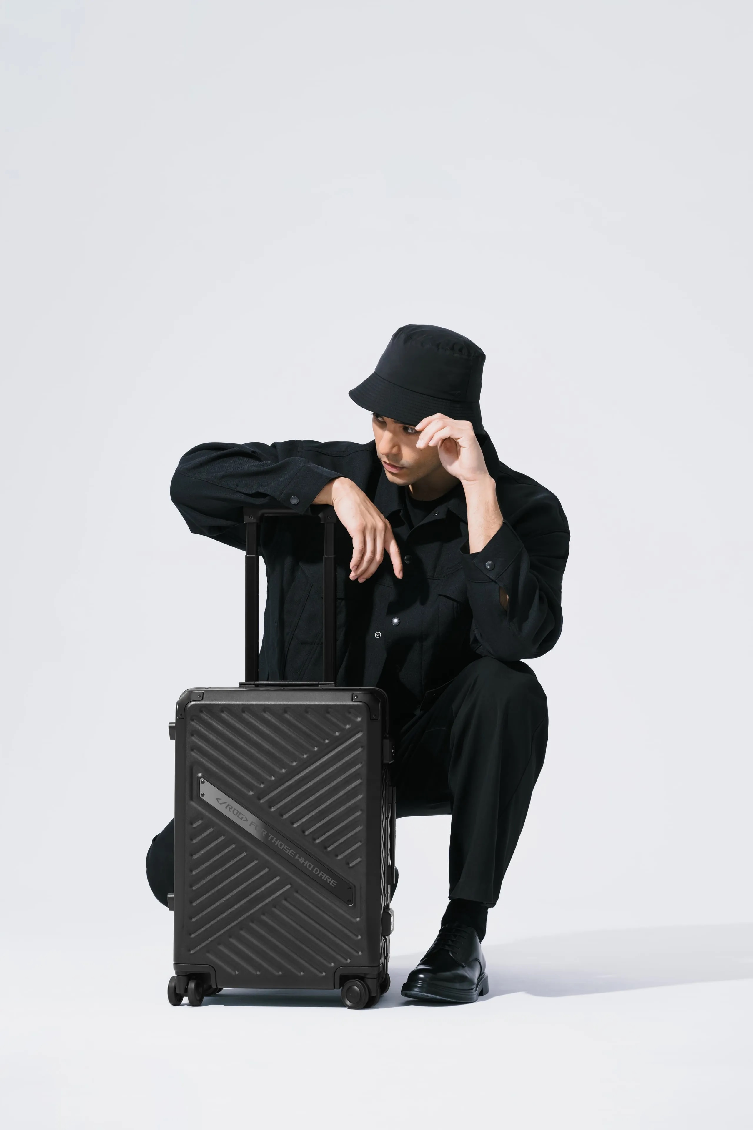 ASUS ROG SLASH HARD CASE LUGGAGE 20