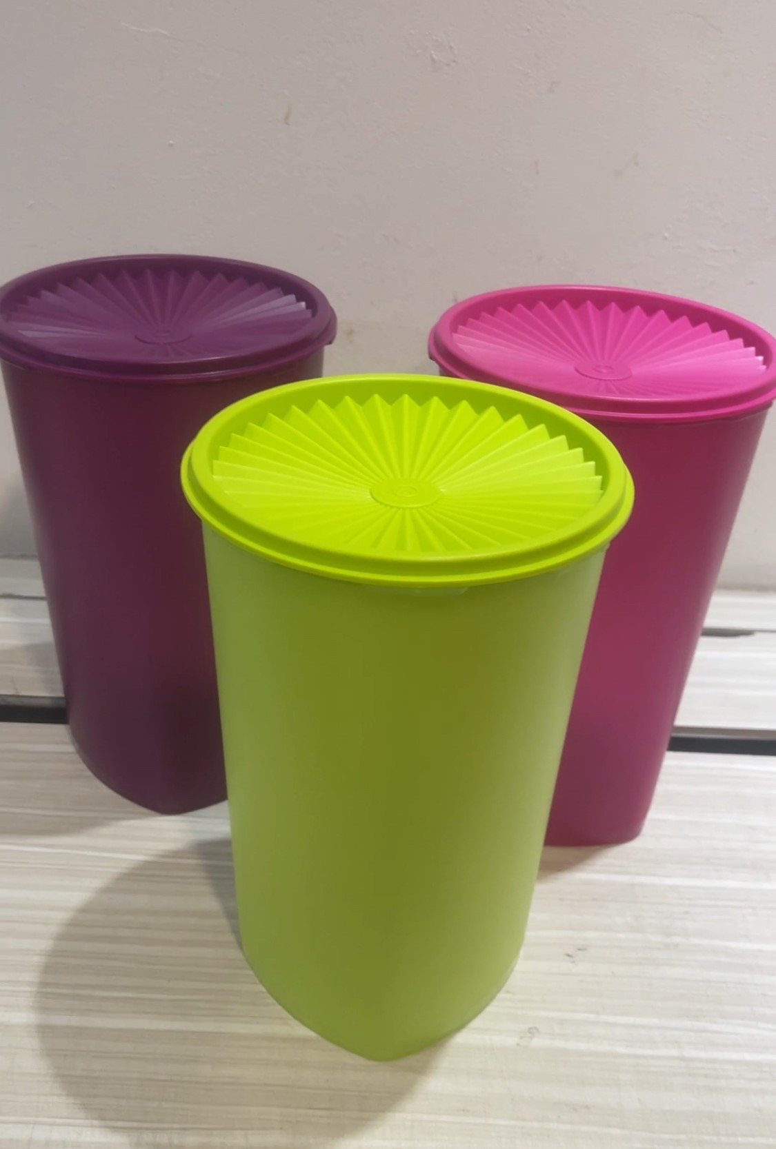 Tupperware Deco Canister 3.7L/Food Storage Container/ Tong Keropok ...