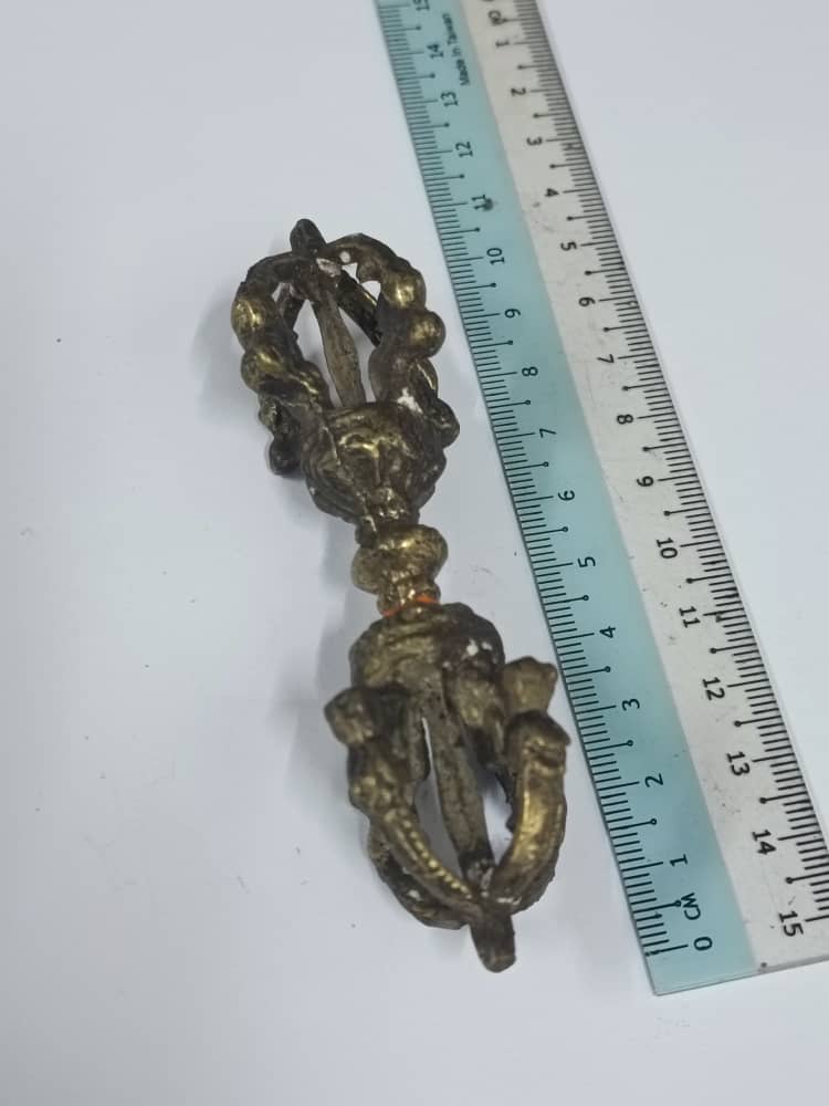 金刚铃 金刚杵 铜质 尼泊尔 密宗用品 佛教 普巴金刚杵 Phurpa | Shopee Malaysia