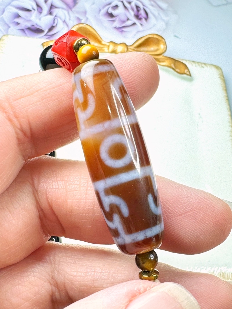 361天珠　蓮師法器天珠　紅玉髄　dzibeads！ 361天珠蓮師法器天珠紅玉髄dzibeads！