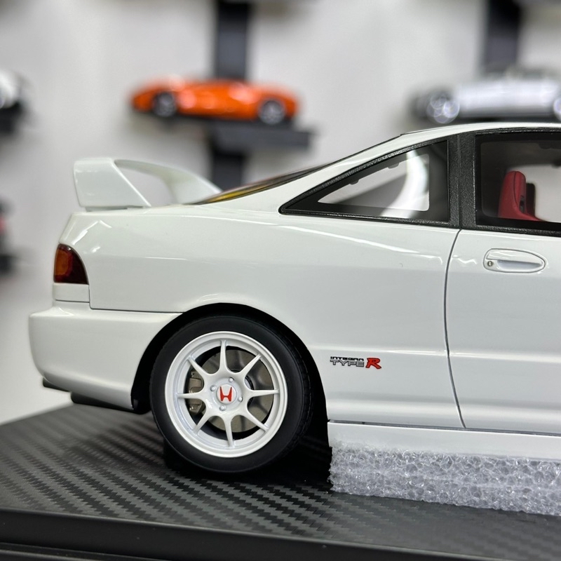 One Model 1:18 Diecast Honda Integra DC2 Type R Vehicle Model Car ...