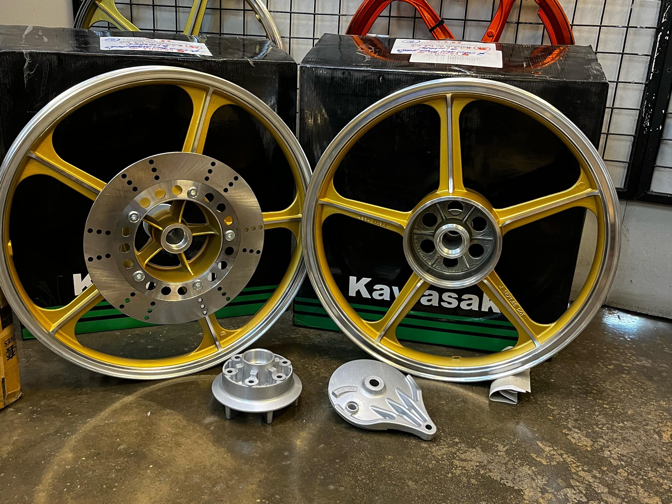 RIM AR125 SPORT RIM 18 INCH KAWASAKI EX5 Y125ZR RXZ GOLD 1.4-18/1.85-18 ...