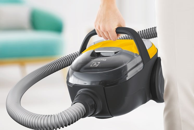 Electrolux Vacuum Cleaner CompactGo Canister Z1230 | Shopee Malaysia