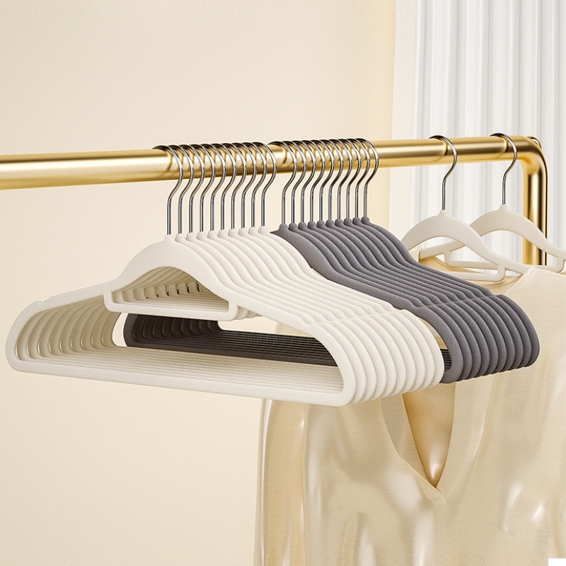 𝐕𝐄𝐋𝐕𝐄𝐓 𝐆𝐑𝐈𝐏 360° Rotate Non Slip Flocking Fabric Hanger Clothes Drying ...