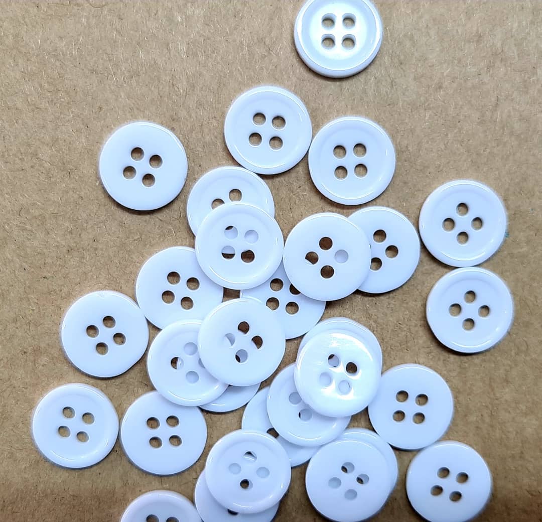 BUTANG BAJU (144 PCS) / CLOTH BUTTON /BUTANG KEMEJA /BUTANG 4 LUBANG /4 ...