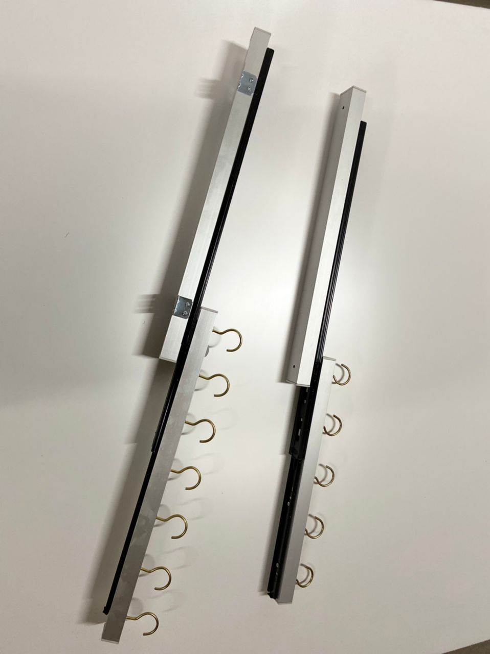 Kitchen Pull out pan hanging rack (Rak Kuali Dapur Tarik)/ RAK RAIL ...