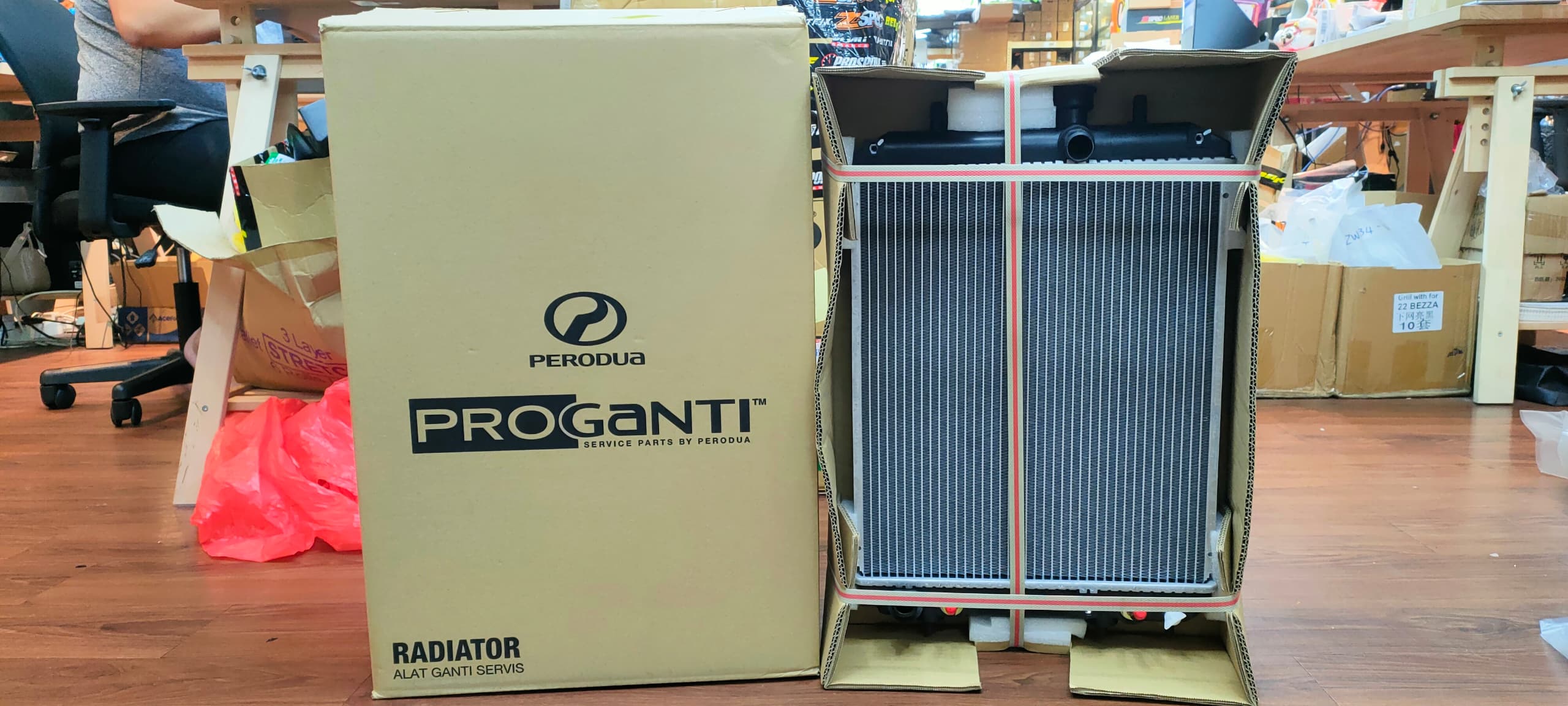 PROGANTI RADIATOR PERODUA VIVA (AUTO) 22MM / 2ROW 16400-BZ140 422175 ...
