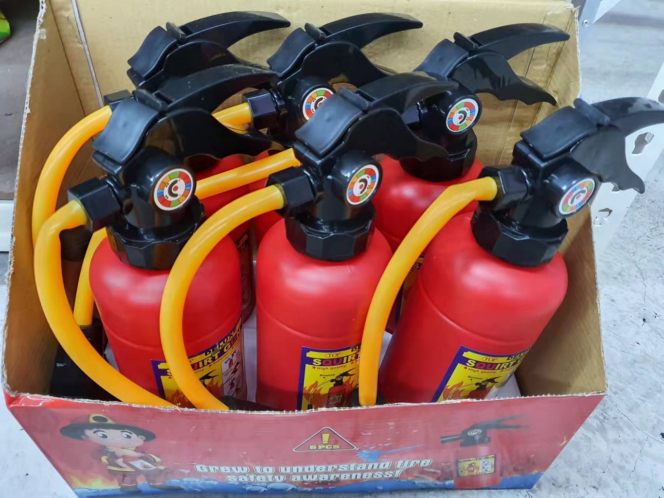 Fire Extinguisher Squirt Water Spray Toys For Kid Simulate Fire