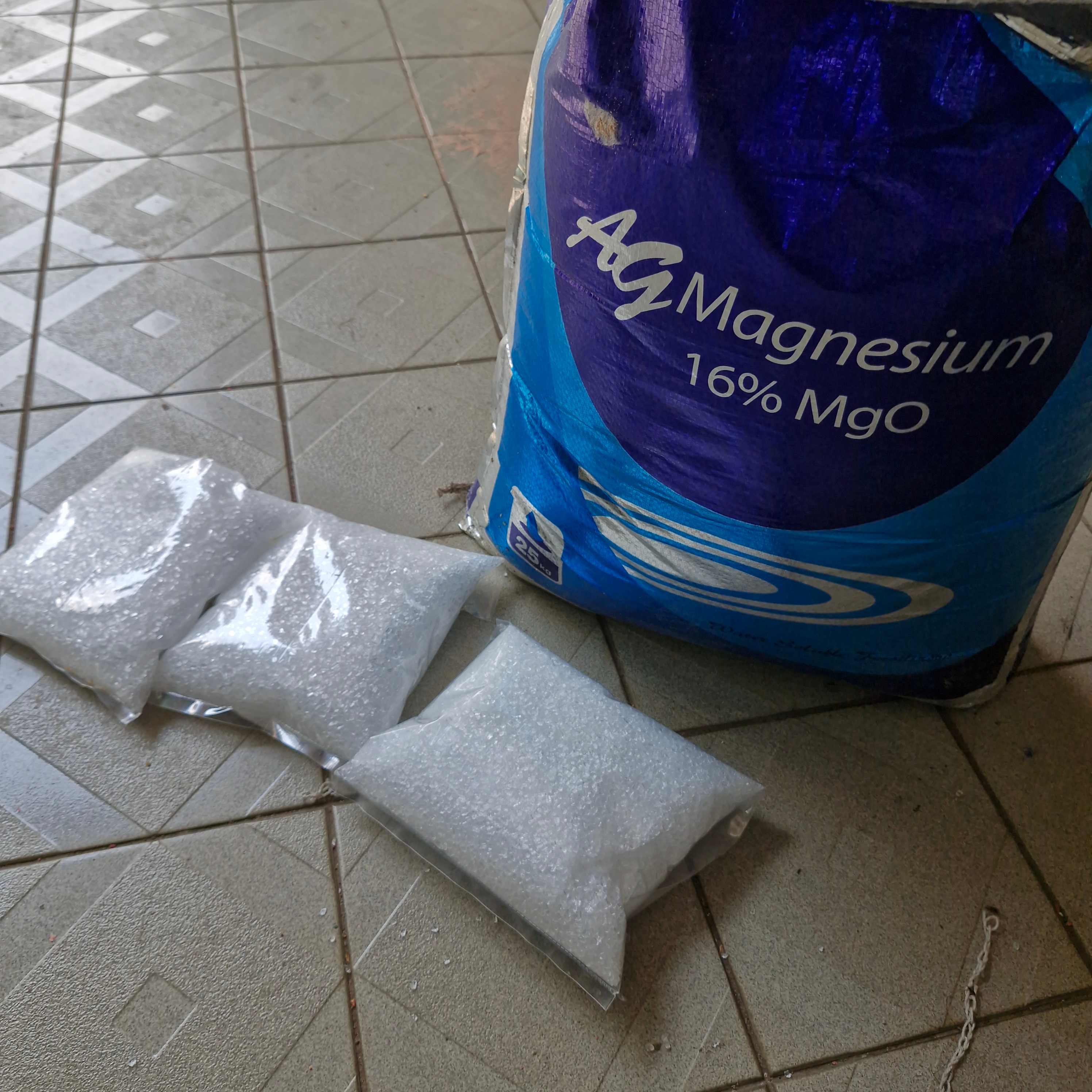 Epsom Salt 500g/ 1KG magnesium sulphate pertanian subur daun bunga ...
