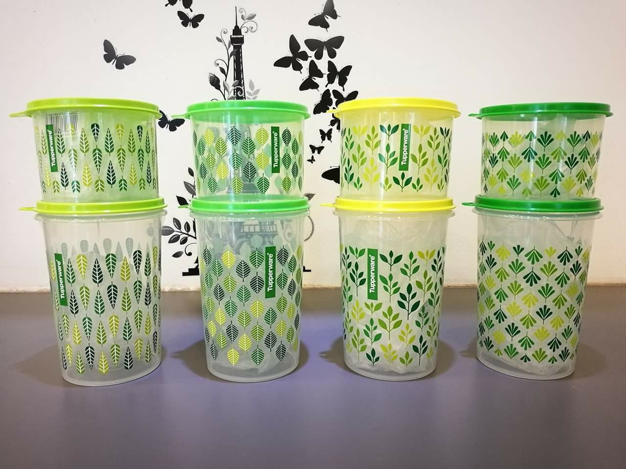 Tupperware Leaf It Up Compact Canister Food container Airtight liquid ...