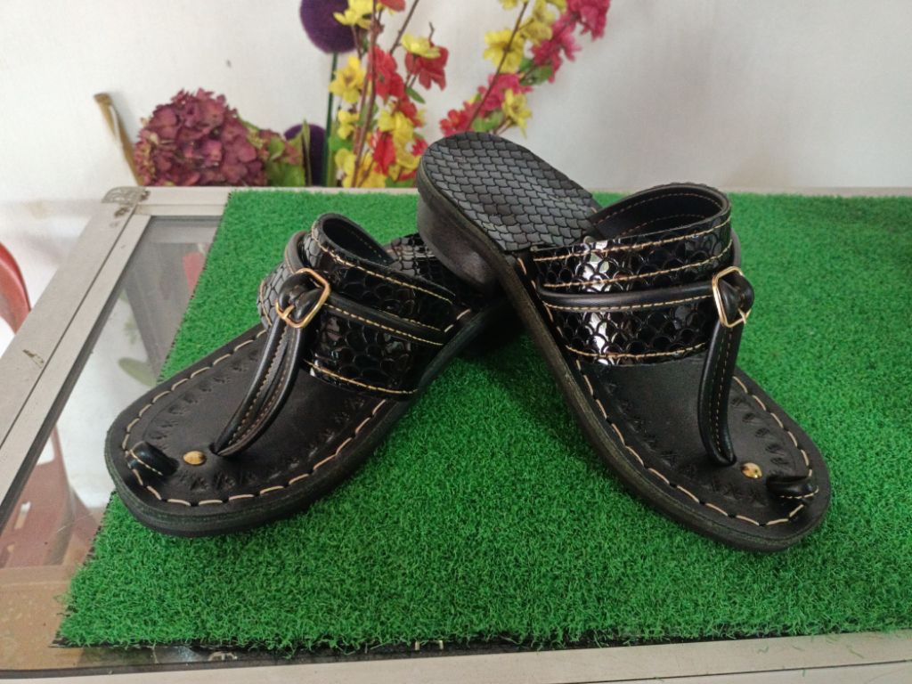 💥💥Hot item 🔥🔥 Capal..traditional 💯% kulit ori | Shopee Malaysia