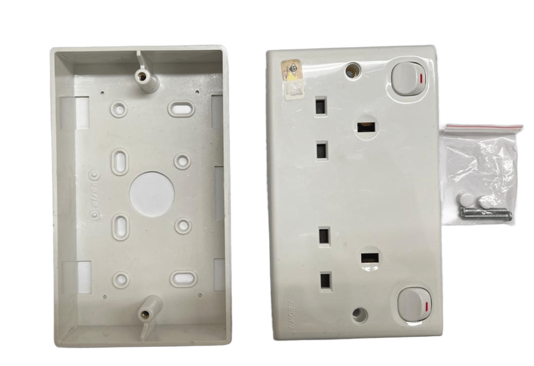 [SET]CROWN CA 2GANG DOUBLE SOCKET 13A WITH 3X6 NUT BOX | Shopee Malaysia