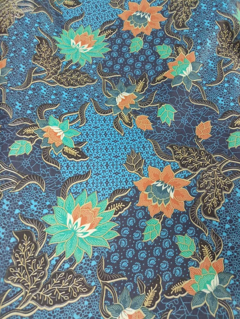 KAIN COTTON POLYESTER CORAK BATIK 48INCI READY STOCK | Shopee Malaysia