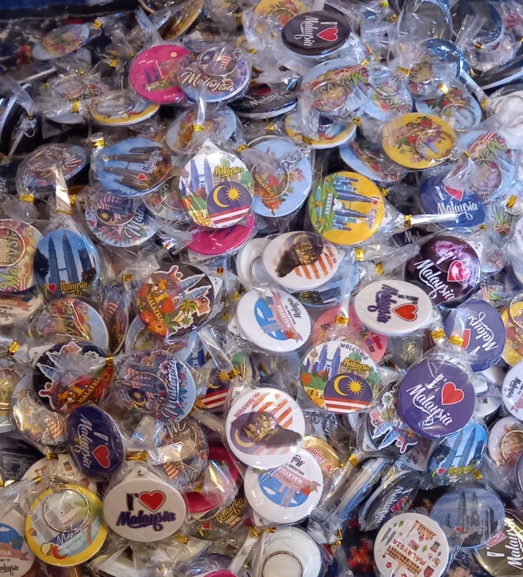 KEYCHAIN MALAYSIA/MALAYSIA SOUVENIR KEYCHAIN/MALAYSIA MERDEKA GOODIES ...
