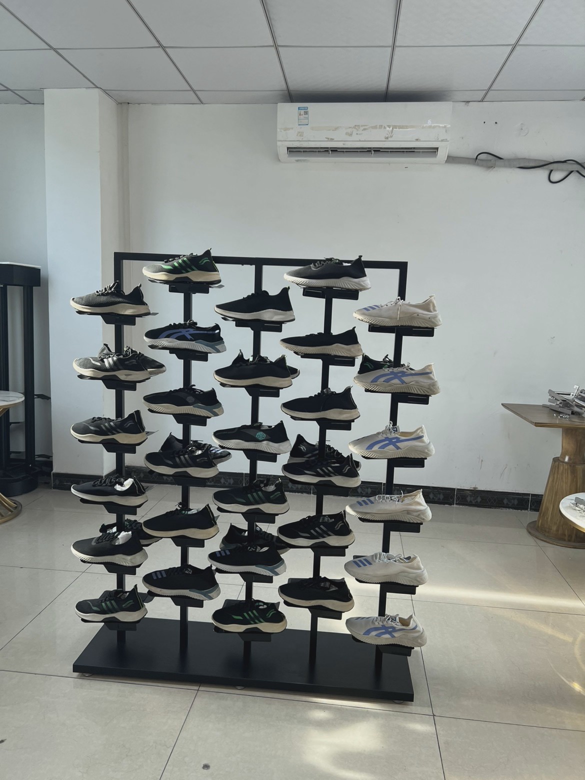 Shoes Display Rack Rak Kasut Sports Single / Double Sided Rak Paparan ...