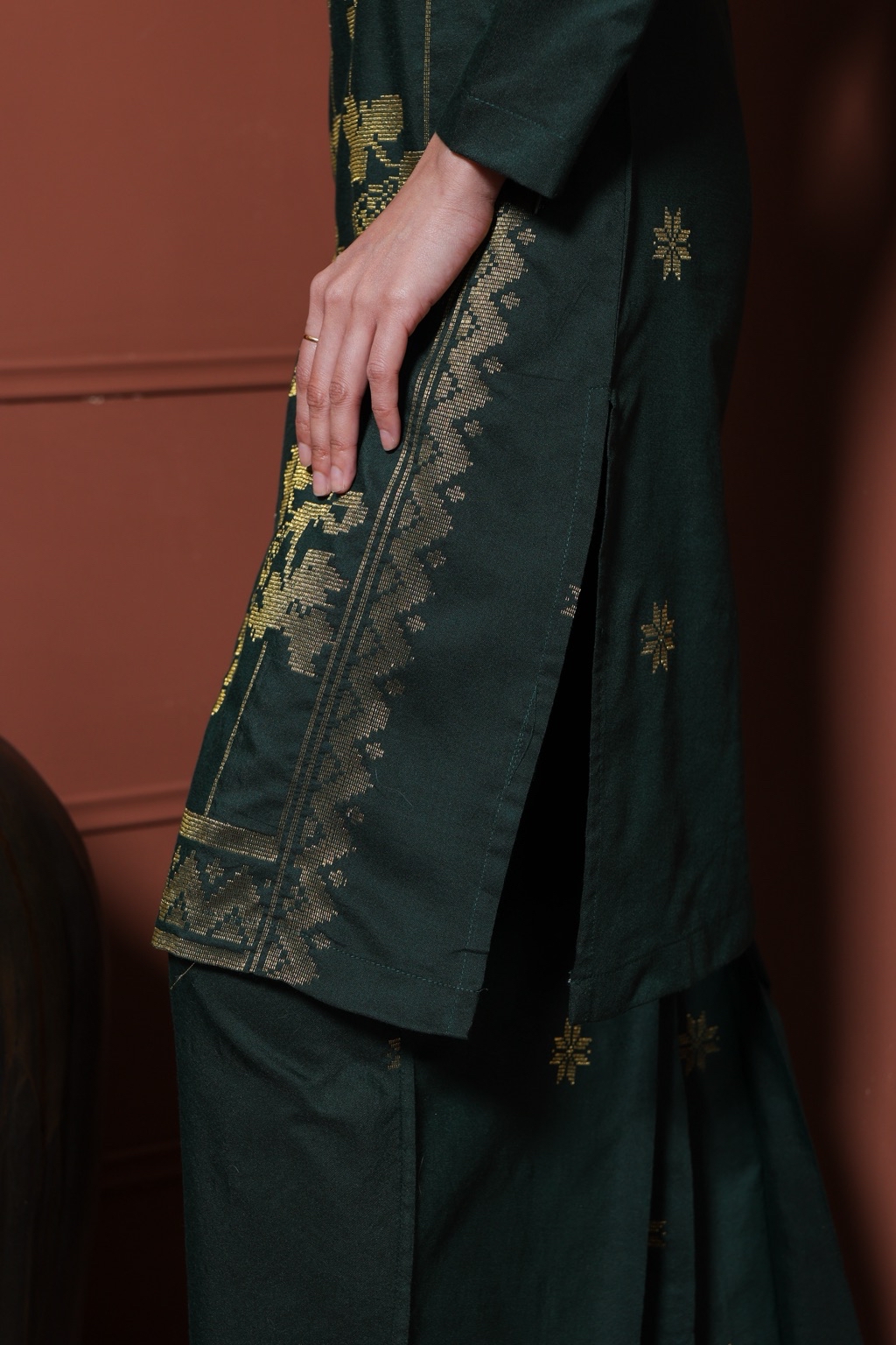ANGGUR SEGUGUS;KURUNG MODEN CEKAK MUSANG | Shopee Malaysia