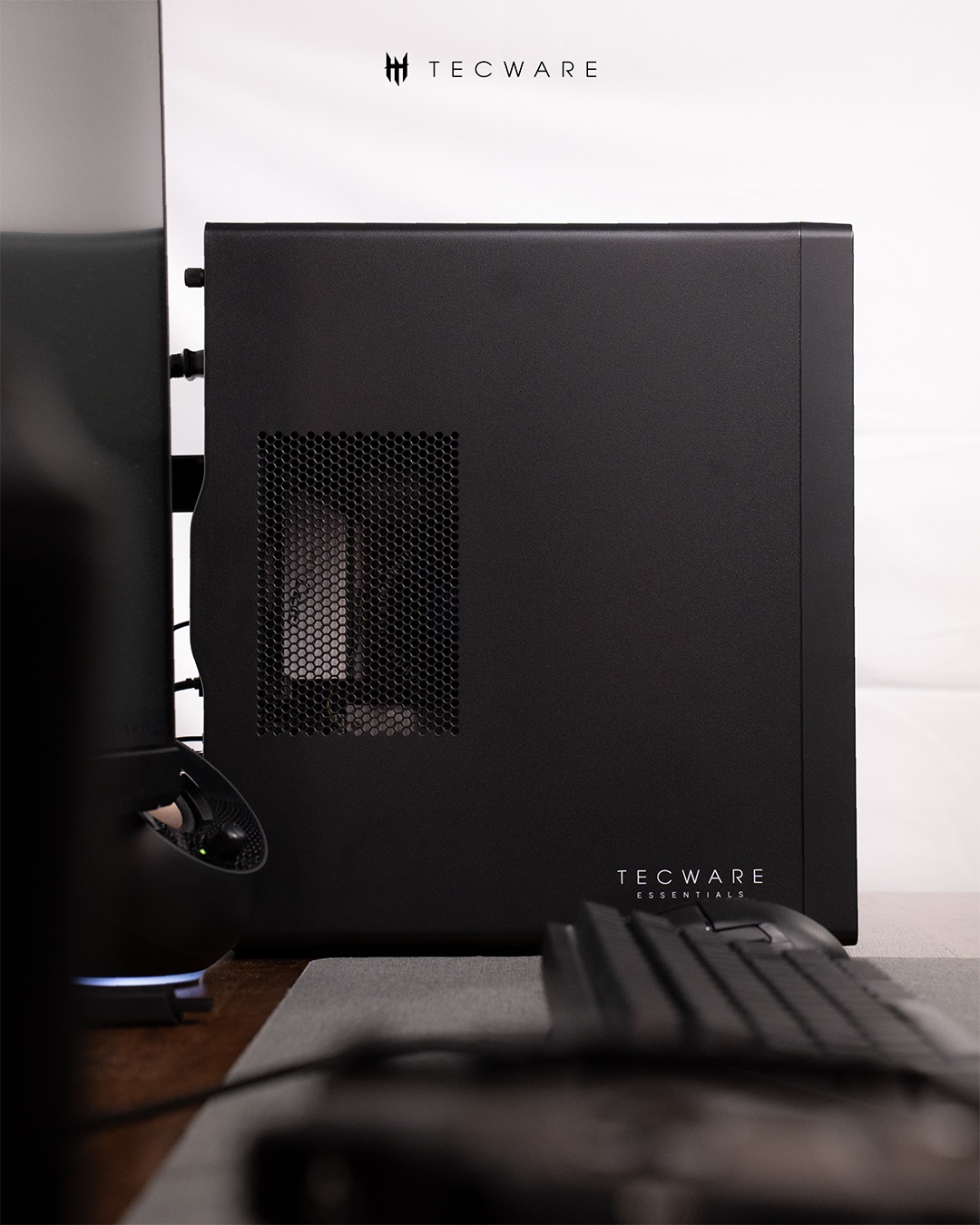 Tecware Essential Quantum mATX Computer Casing (Presintalled 380W PSU ...