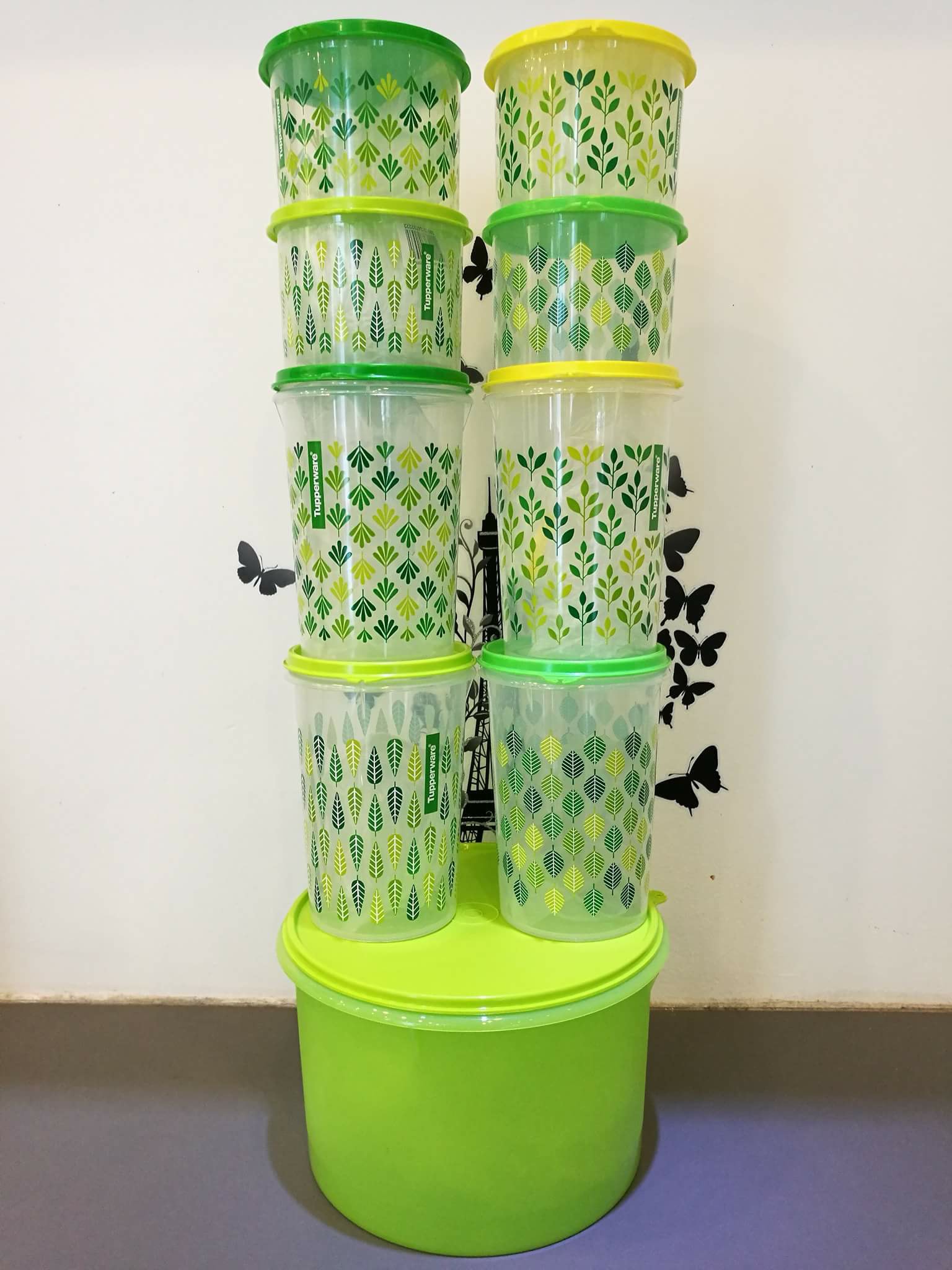 Tupperware Leaf It Up 570ML OR 1L Compact Canister Food container ...