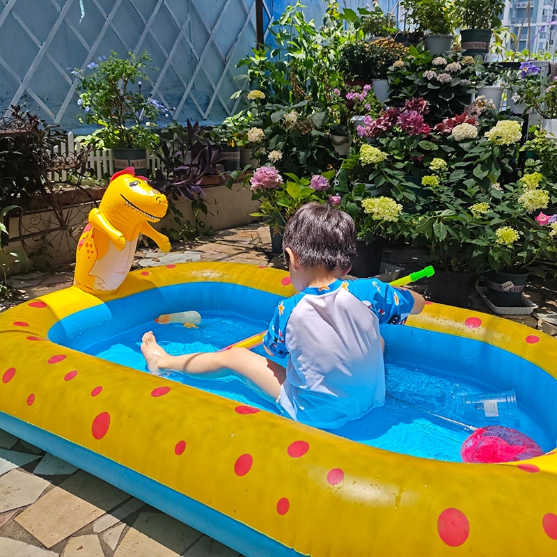 Inflatable swimming pool with fountain, easy to fold and store ...