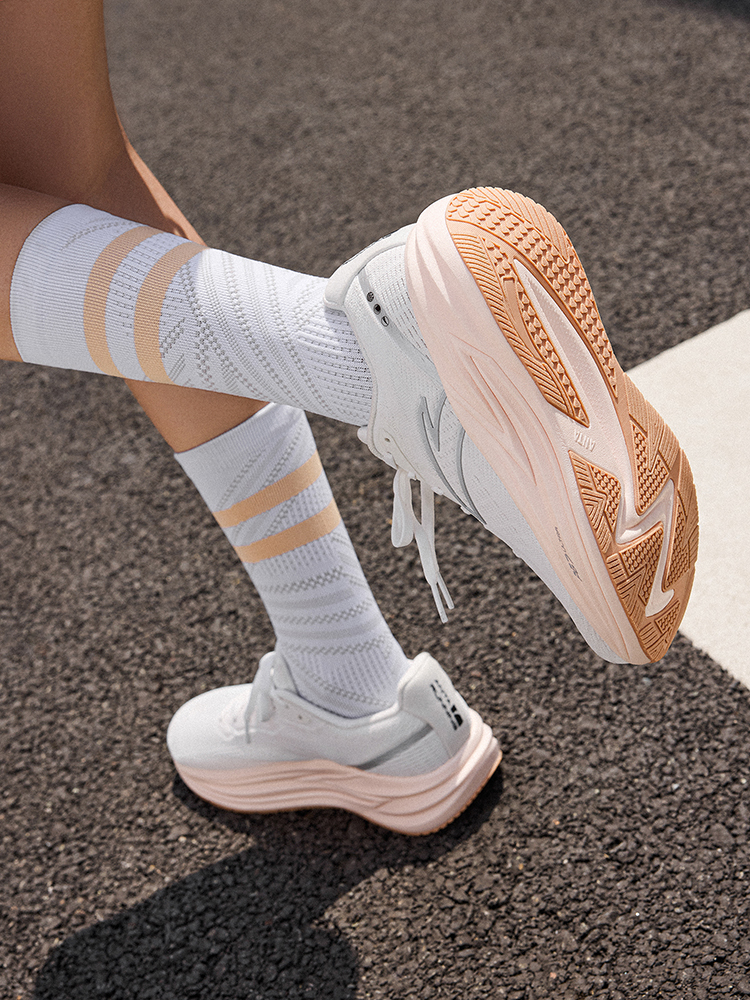 ANTA Women PG7 Ultra Champion 4 Running Shoes 1225C5562A-3 - White ...