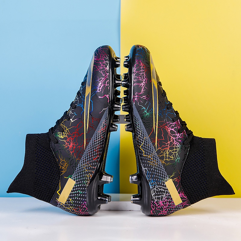 New Men's and Women's Football Shoes Outdoor Sports Training Football