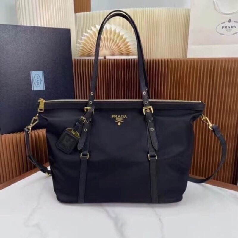 ROSEGEN TOP GRADE HANDBAG WITH SLING | Shopee Malaysia
