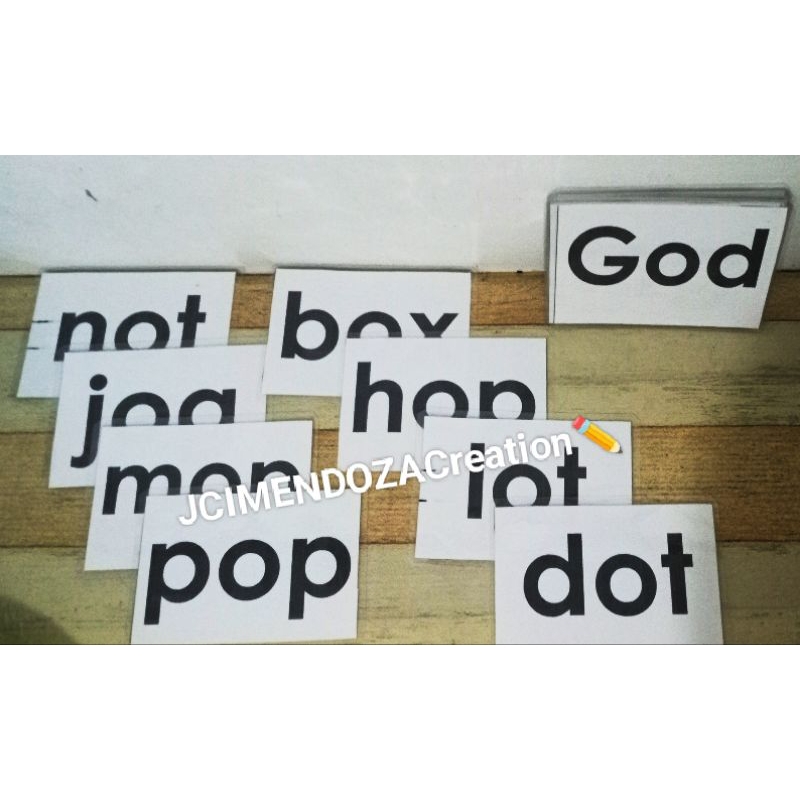 Reading Material CVC Words (Middle OLaminated flashcards) Shopee