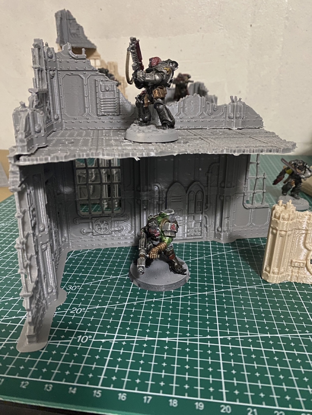 Volkus Hivestorm terrain set for Warhammer 40k wargaming kill team ruin ...