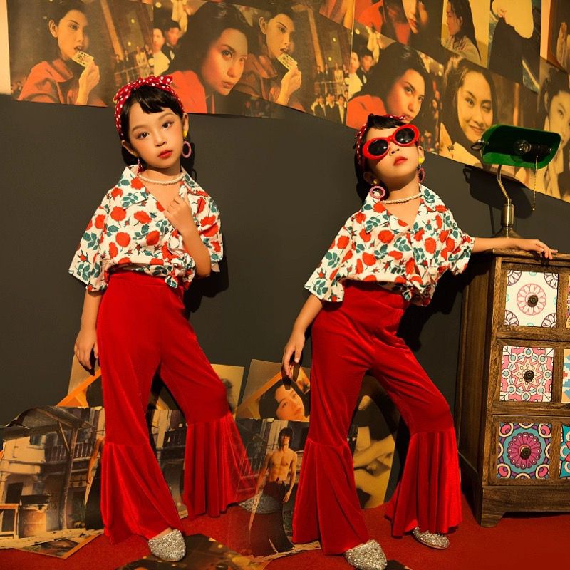 01.05 Kindergarten Children Retro Hong Kong Style Flared Pants Catwalk Costume Studio Girls 8090s Theme Shooting Costume Kindergarten Children Retro Hong Kong Style Flared Pants Catwalk Costume Studio...